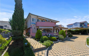 Amazing apartment in Sibenik with WiFi and 1 Bedrooms, Sibenik